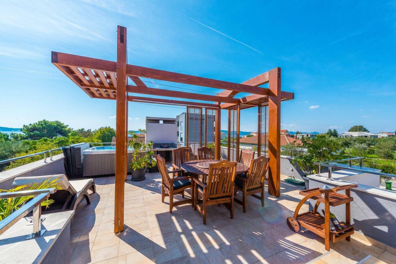 Villa Arbo Бибине Екстериор снимка