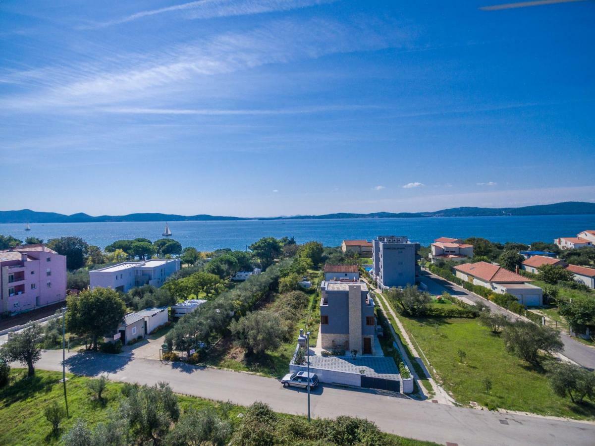Villa Arbo Бибине Екстериор снимка